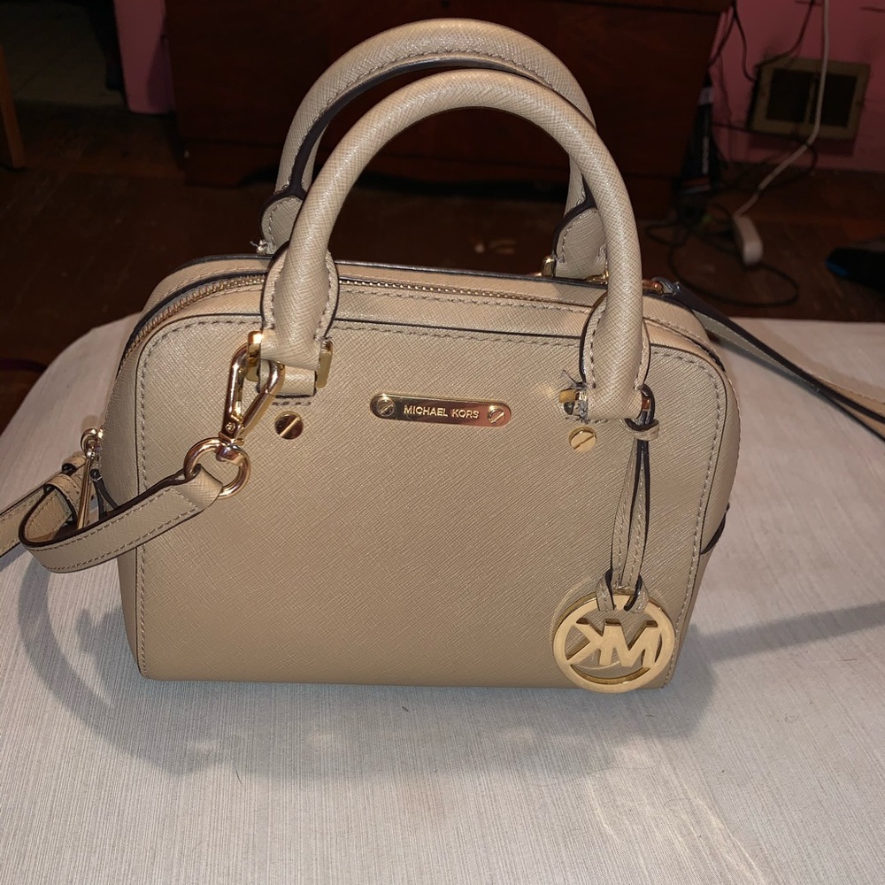 MK small crossbody tan/brown